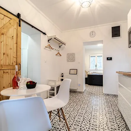 Apartman - Csücsök Ház